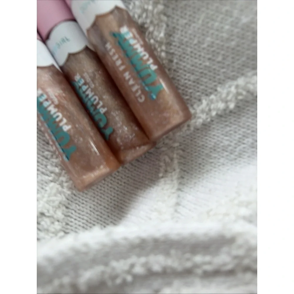 Covergirl 0.33oz Blingtastic! Clean Fresh Yummy Plumper Lip Gloss - Qty 3